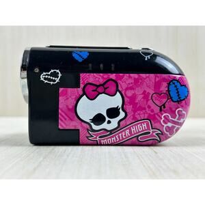 Monster High Digital‎ Camcorder 4x Digital Zoom F=2.4 f=4.8mm Untested